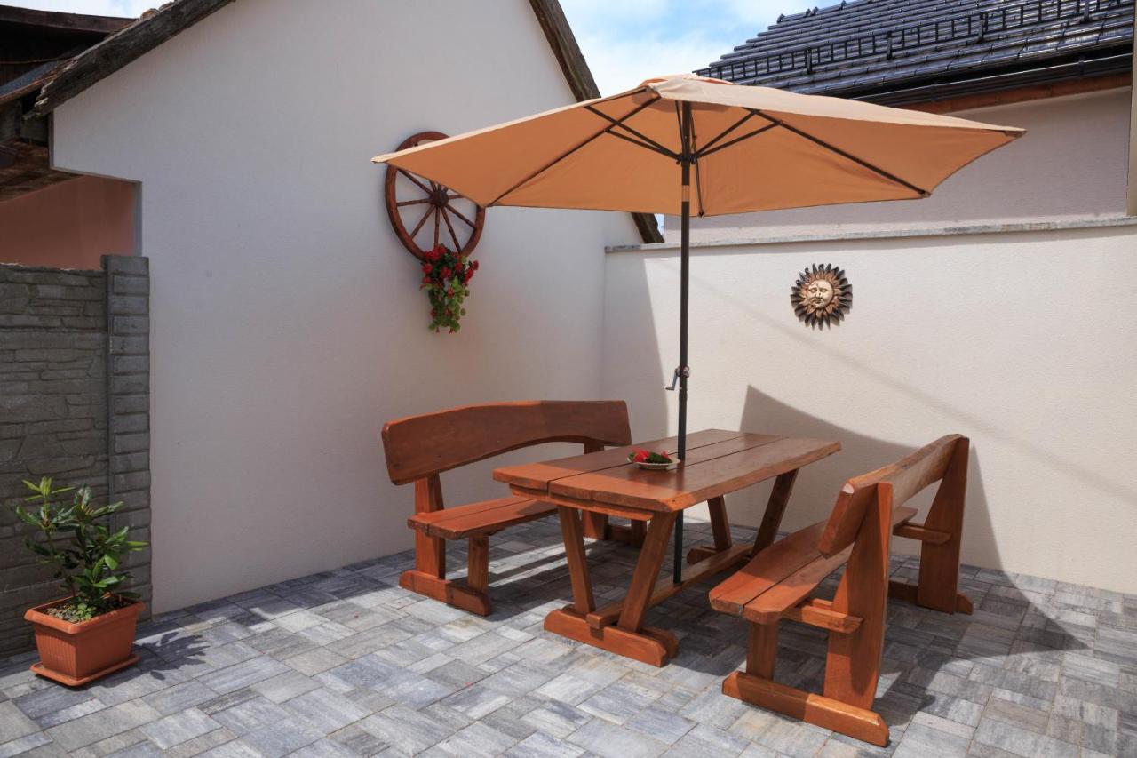 Villa Michaela Bešeňová Dış mekan fotoğraf